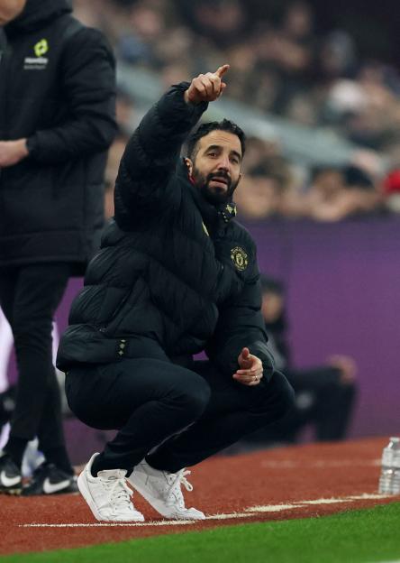 Premier League - Aston Villa v Manchester United