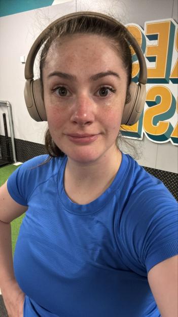 Emmerdale's Isabel Hodgins Embarrassed After Fan Mistakes Her for Being Pregnant—Seven Weeks Post-Delivery!