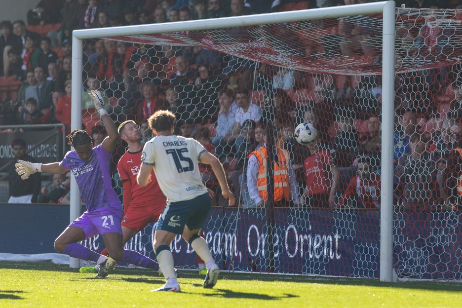 Leyton Orient v Huddersfield Town, EFL Sky Bet League 1 - 06 Apr 2026