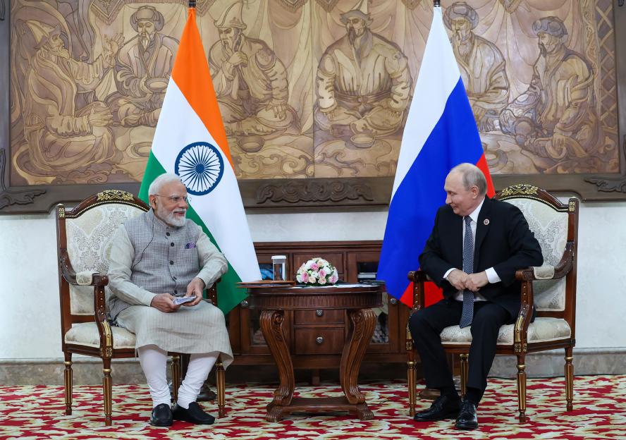 Vladimir Putin & Narendra Modi Meet At SCO Summit
