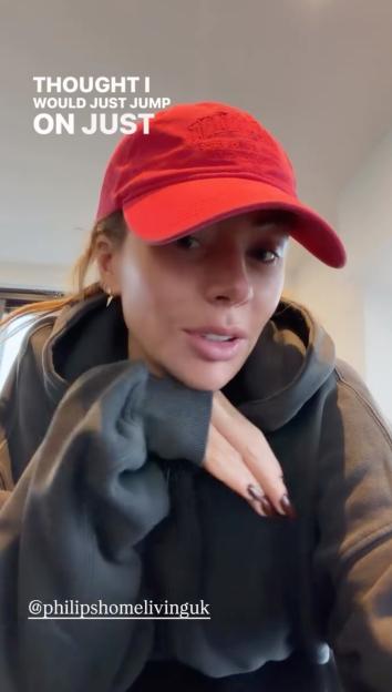 Olivia Attwood Shares How She's 'Hanging in There' Through the 'Chaos' of Her Marriage Split
