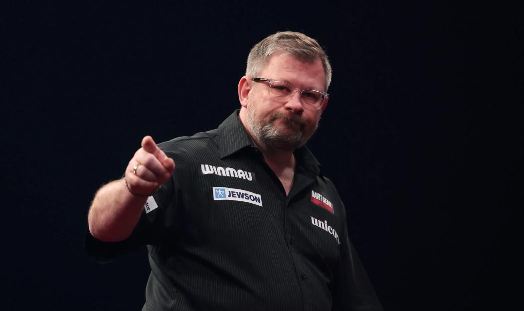 Darts Star Ranked No. 6 Calls for Major Tournaments to Be Canceled Due to Scorching Arena Heat