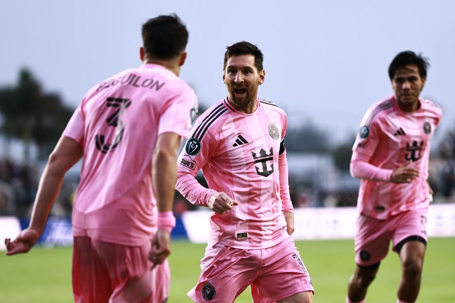 Lionel Messi Hits Milestone 900 Career Goals, Joining Cristiano Ronaldo in Elite Ranks – Who Else Makes the Top 10?