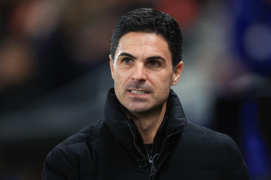 Arsenal Set to Break Chelsea's Record for Premier League's Sturdiest Defense – But How Do They Compare to John Terry's Blues?