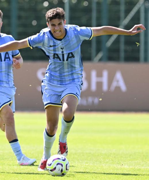 'Former Arsenal Star's 18-Year-Old Son Makes Shocking Move to Gunners from Tottenham!'