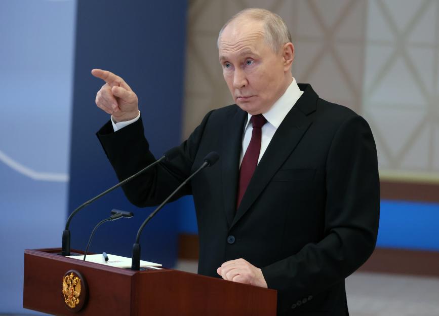 Russia Issues Stark Warning to Europe as Putin Seeks Evidence of Drone Attack on Romanian Apartments