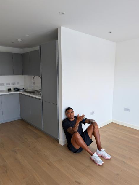 Love Island's Tyrique Hyde Celebrates First Home Purchase with AfterSun Gig – Take a Sneak Peek Inside!