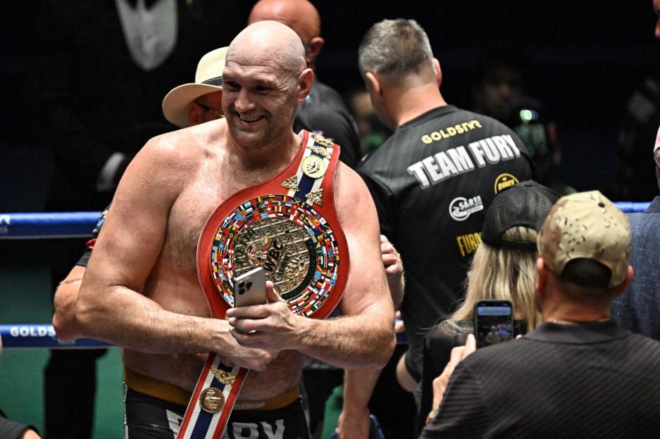 'Tyson Fury Promises to Be Ringside in Jeddah for Anthony Joshua Showdown Following Mariusz Wach KO!'