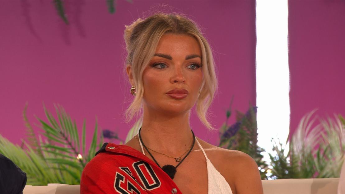 Love Island All Stars Drama: Helena Ford Calls Out Castmate for Insulting Her Looks!