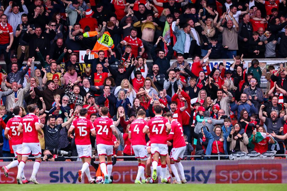 Wrexham AFC v Charlton Athletic FC - Sky Bet League One