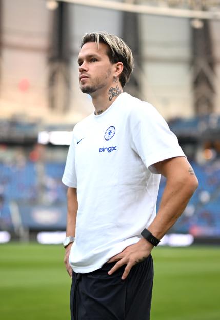 Chelsea Snubs Leeds' Bid for Mykhailo Mudryk as Several Clubs Eye the Winger's Return