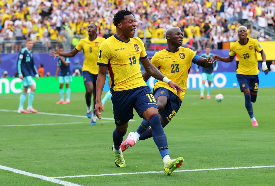 Ecuador Edges Out Germany 2-1: Scotland Faces Heartbreak as Late Goal Puts Them on the Brink of Elimination
