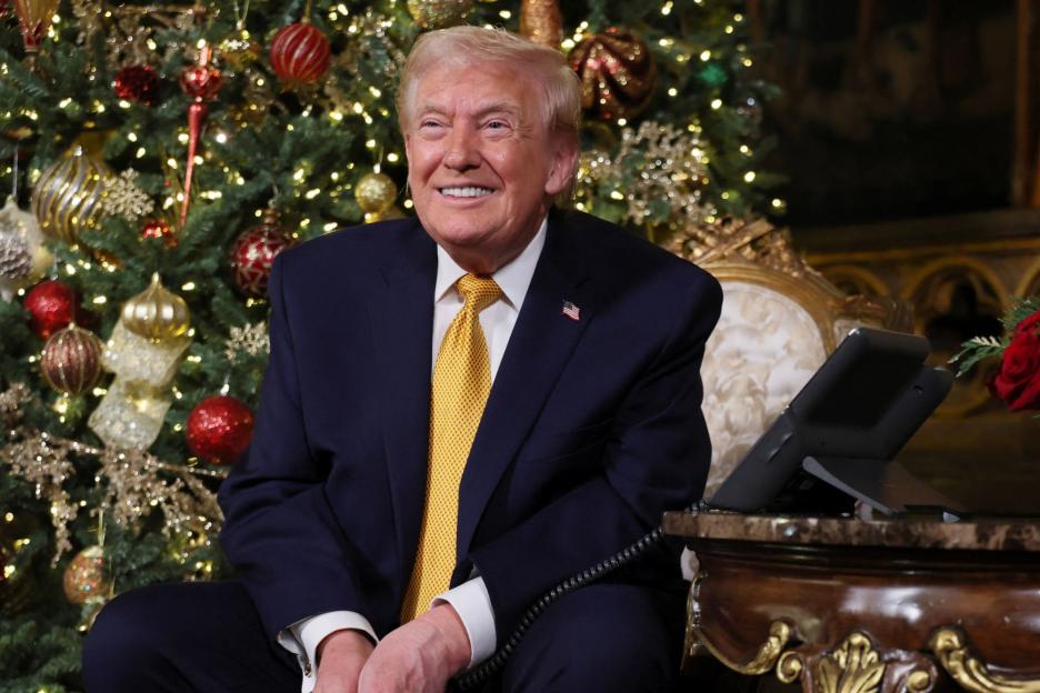 Trump Shares a Laugh with Child: “We Don’t Need Bad Santas Sneaking into Our Country!”