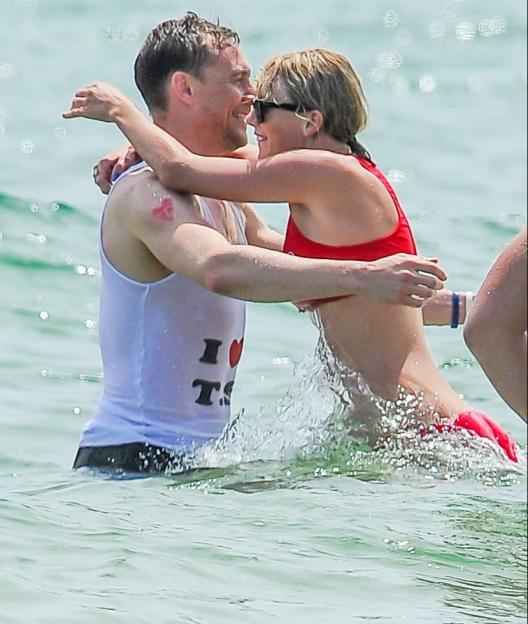 'Celebrity Cringe Moments from 2016 That Stars in 2026 Hope You'll Forget—And the Photos That Show Their Transformation!'