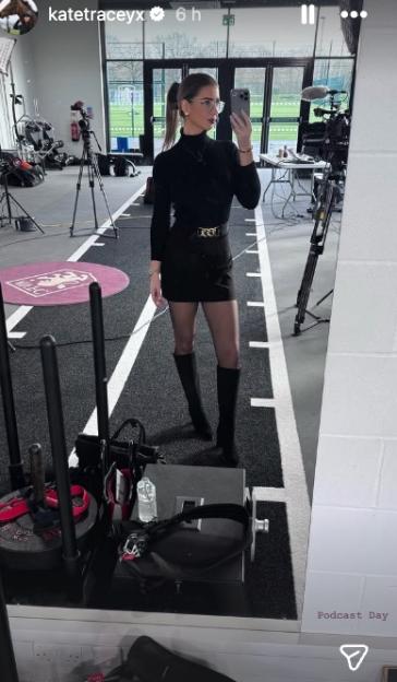Sky Sports' Kate Tracey Dazzles in Knee-High Boots Following Her Cheltenham Showstopper Moment!