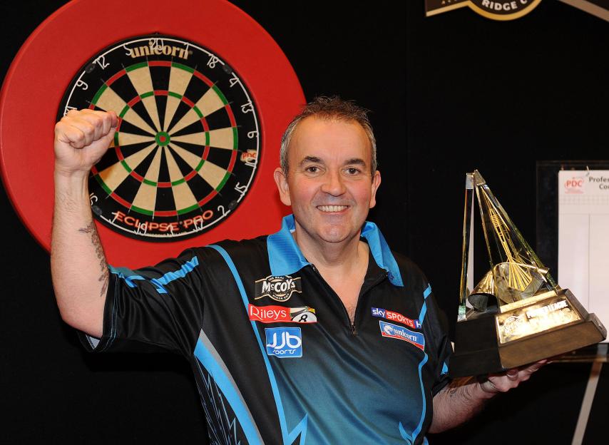 'From Loner to Champion: Phil Taylor's Winning Advice to Luke Humphries for Claiming the £1 Million Darts Jackpot!'