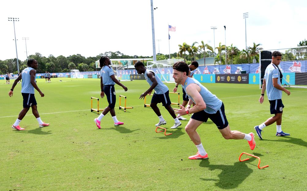 Declan Rice and other England players train during the World Cup 2026 Camp.