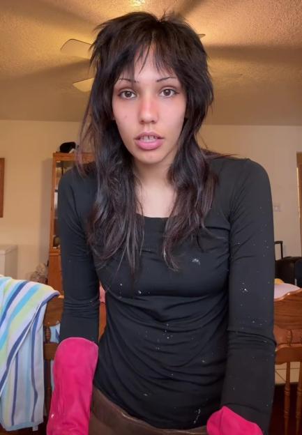 'Surprising Family Ties: My Parents Discovered They Were Siblings After Dating β And They're Proud of Their Love!'