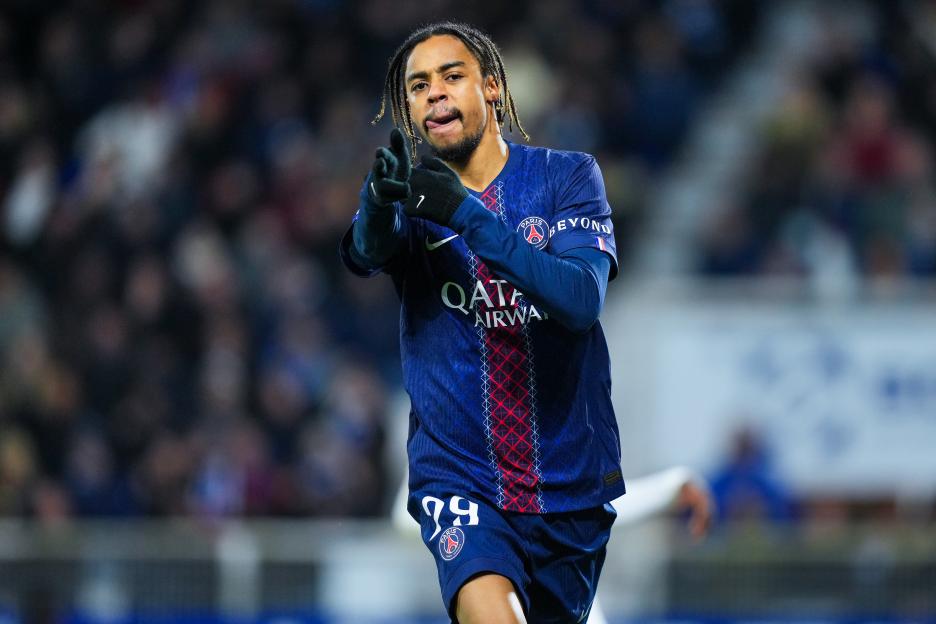 Liverpool Secures Eye-Popping £120 Million Deal for Bradley Barcola from PSG, Potentially Triggering Cody Gakpo Showdown