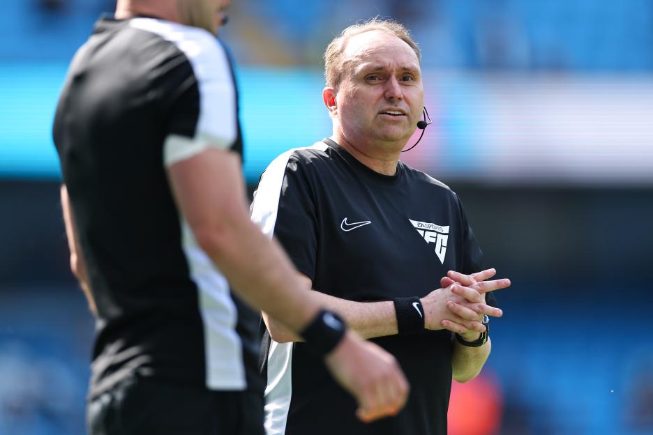 Meet Darren Cann: The BBC's Go-To Expert on World Cup Refereeing!