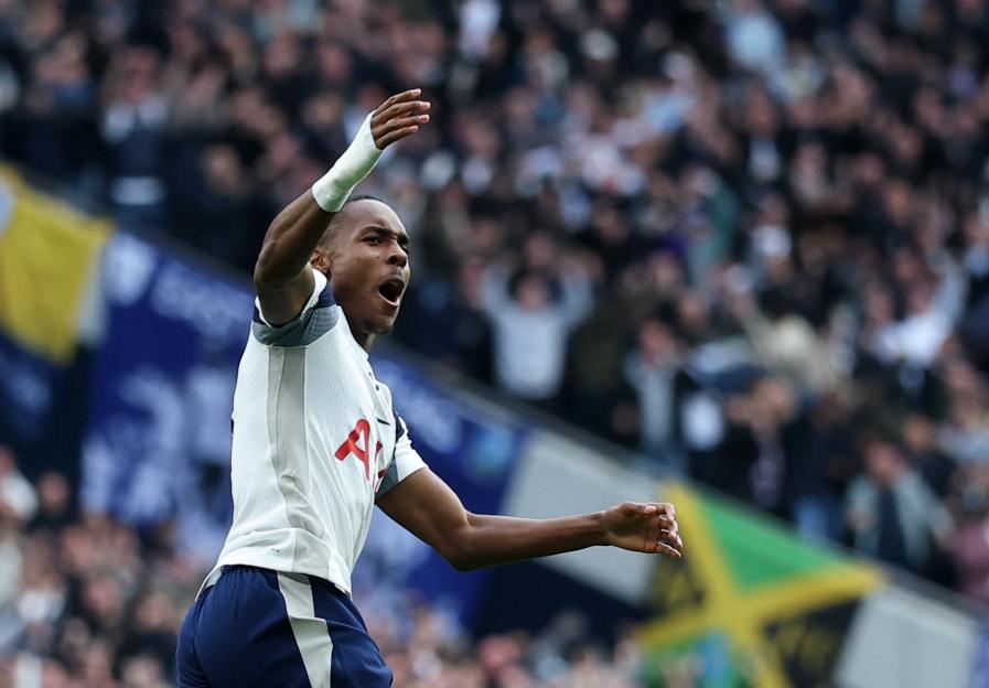 Tottenham 2-2 Man Utd: Matthijs de Ligt Snatches Last-Minute Equalizer as Thomas Frank's Substitutions Spark Comeback