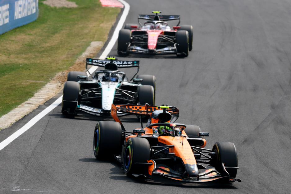 F1 Japanese Grand Prix LIVE UPDATES: Bearman Bows Out After Early Crash, Antonelli Takes the Lead While Hamilton Eyes a Podium Finish!