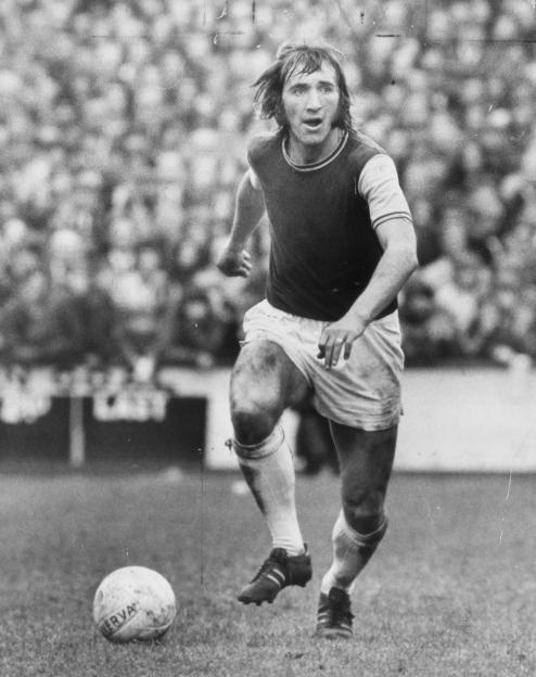 Billy Bonds in action