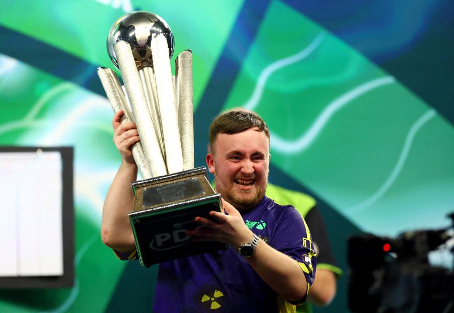'World Darts Championship Prize Money: Can Luke Littler and Gian van Veen Claim Victory in Tonight's Final?'
