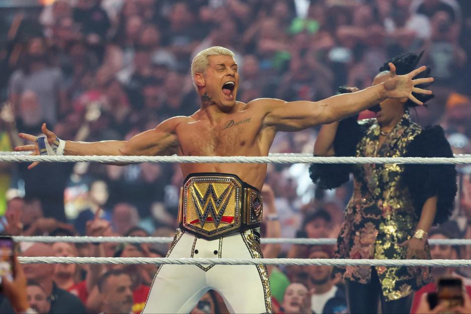 WWE WrestleMania 42 LIVE UPDATES: Night One Highlights, Major Returns, and Bianca Belair Reveals Exciting Pregnancy News!