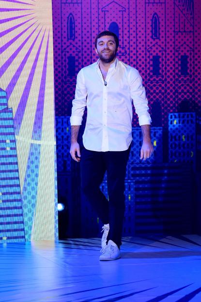 Fabrizio Romano on the set of "Tonight is Cattelan" on Rai 2.