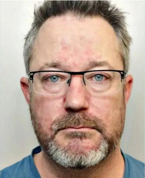 DAD RAPED ME FROM 4-8 WHILE MUM WORKED, I CONFESSED THE DAY AFTER MY 11TH BDAY - HE WENT ON THE RUN