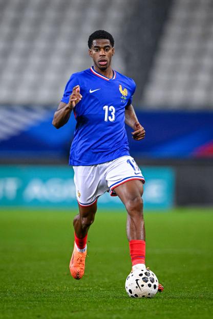 Dayann Methalie of France dribbling the ball during a UEFA Euro U21 2027 Qualifier match.