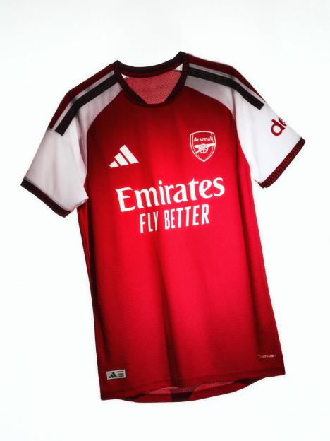 Arsenal Unveils Eye-Catching 2026/27 Kit, Fans Praise Adidas for Their Incredible Design!