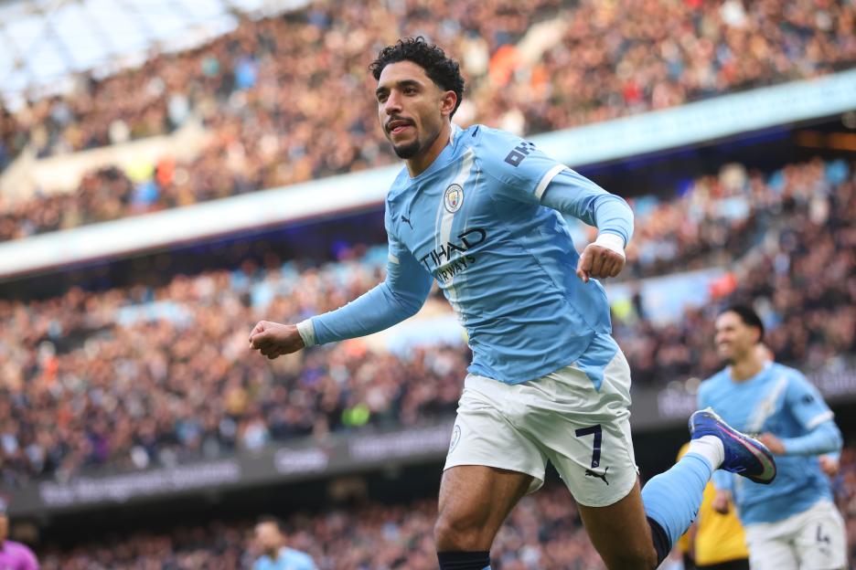 Man City Triumphs 2-0 Over Wolves: Marmoush and Semenyo Shine as Haaland Watches from the Bench
