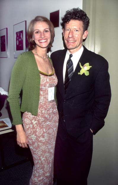 Julia Roberts with Lyle Lovett at the Rainforest Foundation Benefit Concert.