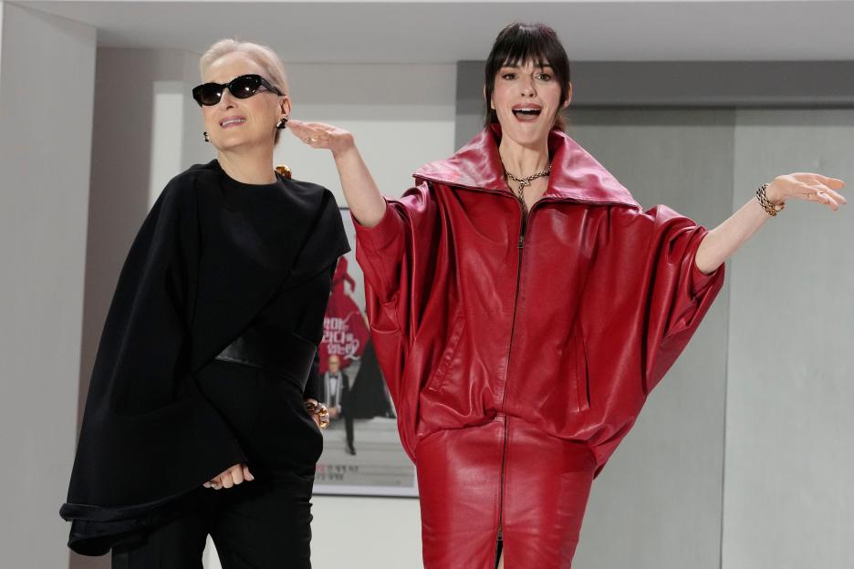 Meryl Streep and Anne Hathaway dance on a red carpet event in Seoul, South Korea, to promote "The Devil Wears Prada 2."