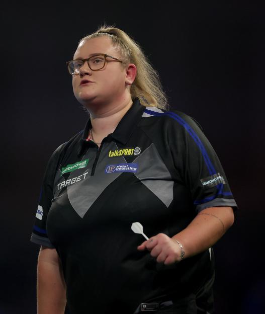 Trans Dart Sensation Noa-Lynn van Leuven Shares Why She Finds Beau Greaves 'Annoying'