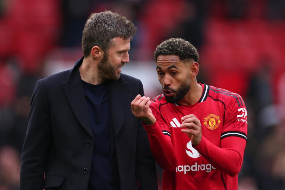 Manchester United v Aston Villa - Premier League