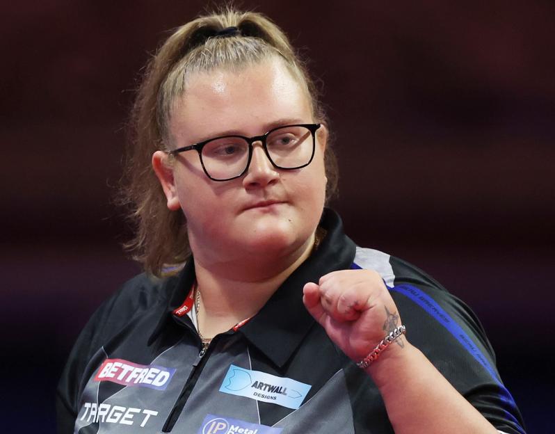 Beau Greaves Set to Create 'Serious Waves' for Littler and Co as Grand Slam of Darts Fans Chant Her Name