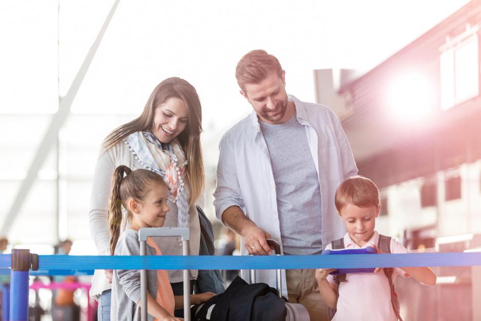 Major Overhaul of Flight Rights: Free Kids' Seats and New Hand Luggage Fees on Select Flights!