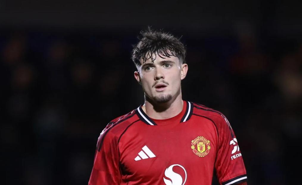 Rochdale v Manchester United U21 - National League Cup