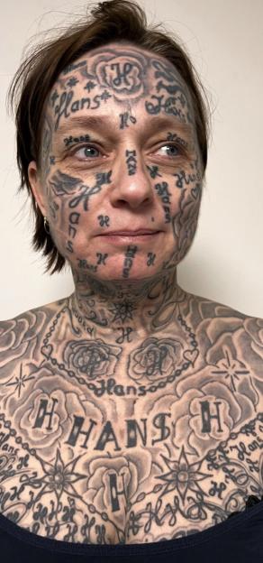 Ex boyfriend ¿tattoos his name 250 times over woman¿s face and body¿ with cheap machine he bought online