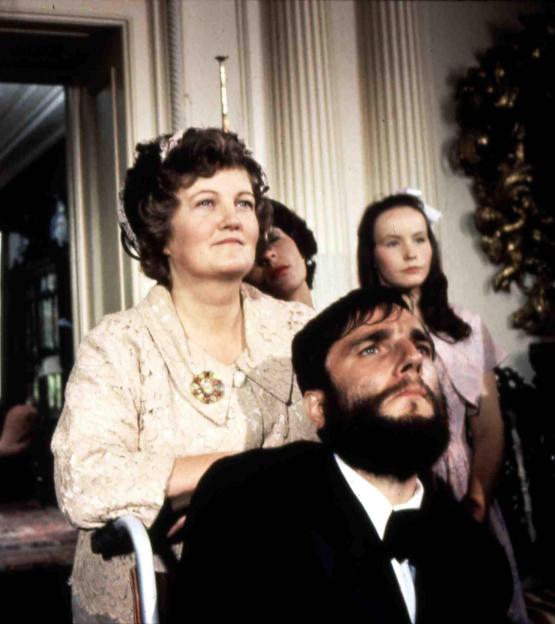 Brenda Fricker and Daniel Day-Lewis in a scene from "My Left Foot."