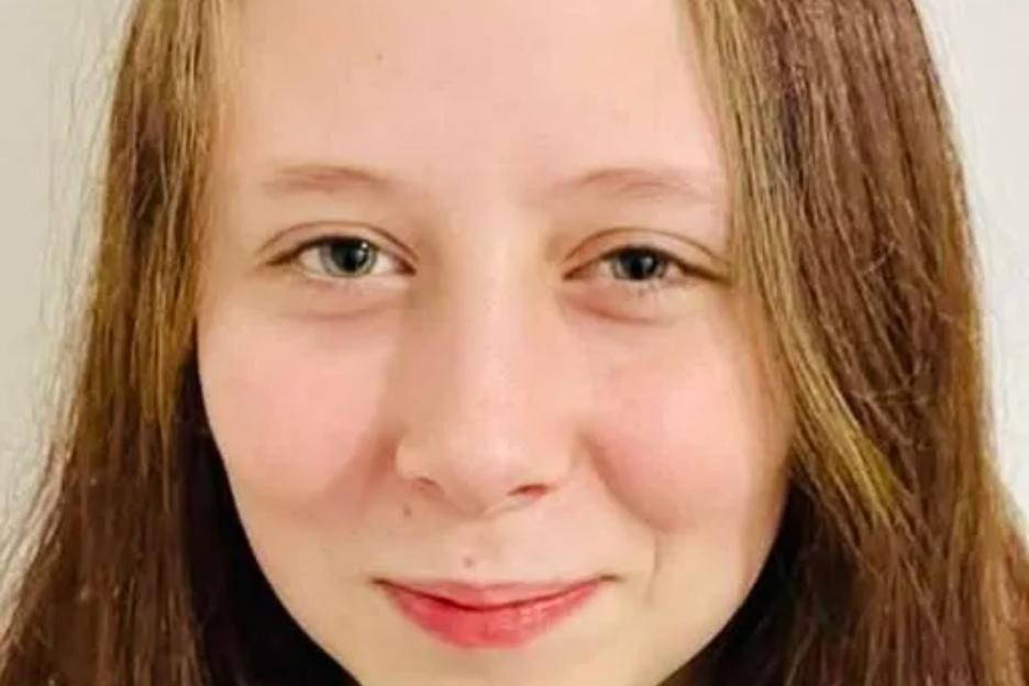 Urgent Search Underway for 13-Year-Old Schoolgirl Last Spotted at Swimming Pool