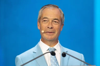 Rayner warns Farage that Reform could be forced to hand back £72m crypto cash under new law crackdown