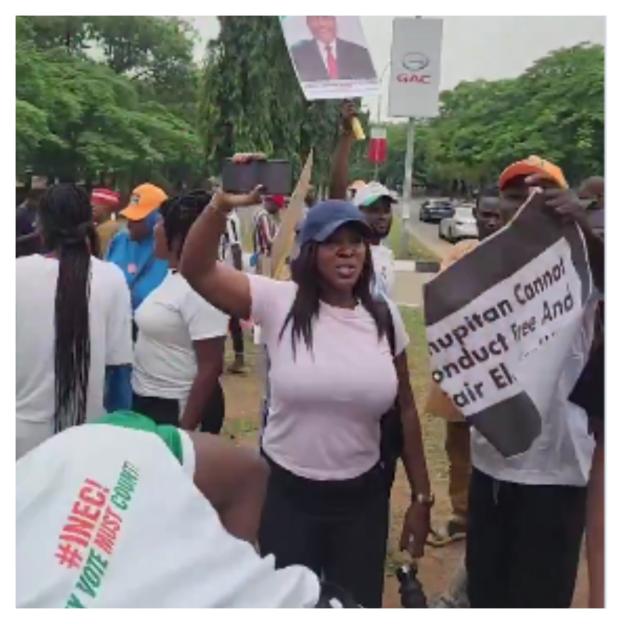 Breaking: Protesters Take Over INEC Office in Abuja (Watch the Video)