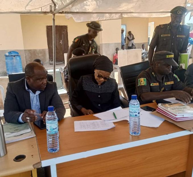 Sango Tollgate Cleanup: Authorities Tear Down Shanties to Reduce Frequent Road Accidents
