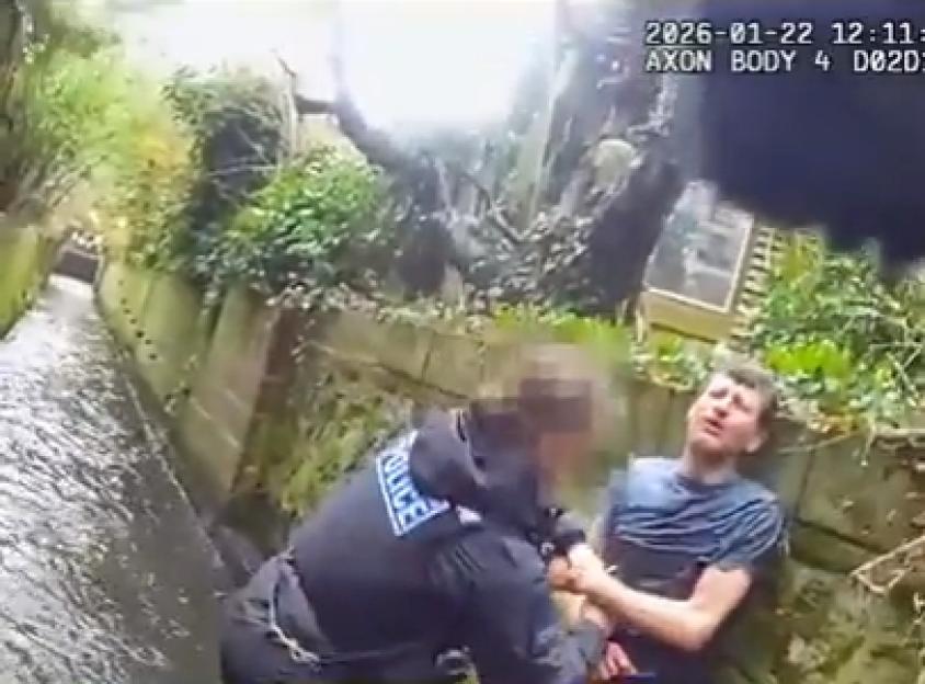 Thief Screams in Shock as Police Dog Bites Him During River Chase – and Then His Pants Fall Down!