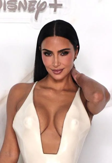 Kim Kardashian And Cast Of All?s Fair Attend Season 2 Presentation In Mexico City - 28 Oct 2026
