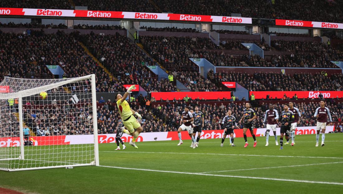 Aston Villa 1, Leeds 1: Tammy Abraham's Last-Minute Goal Revives Title Dreams While Hurting Leeds' Survival Chances